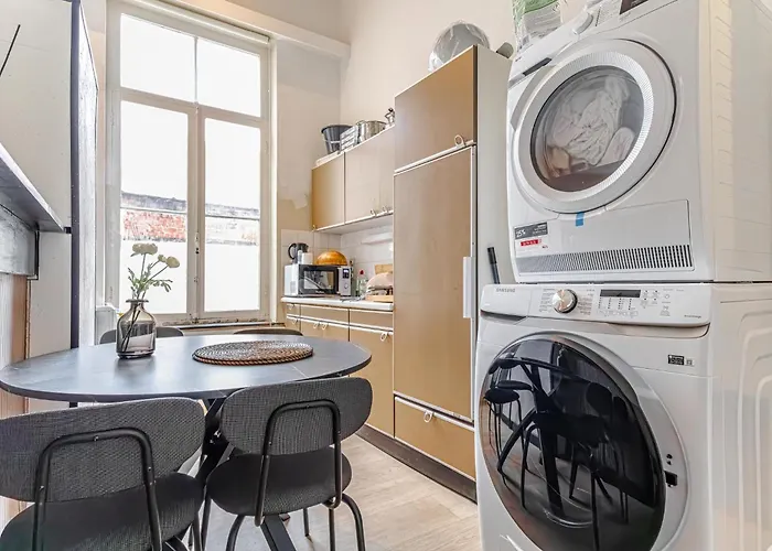 Spacious Shared 5Br Apt In The Heart Of Gent