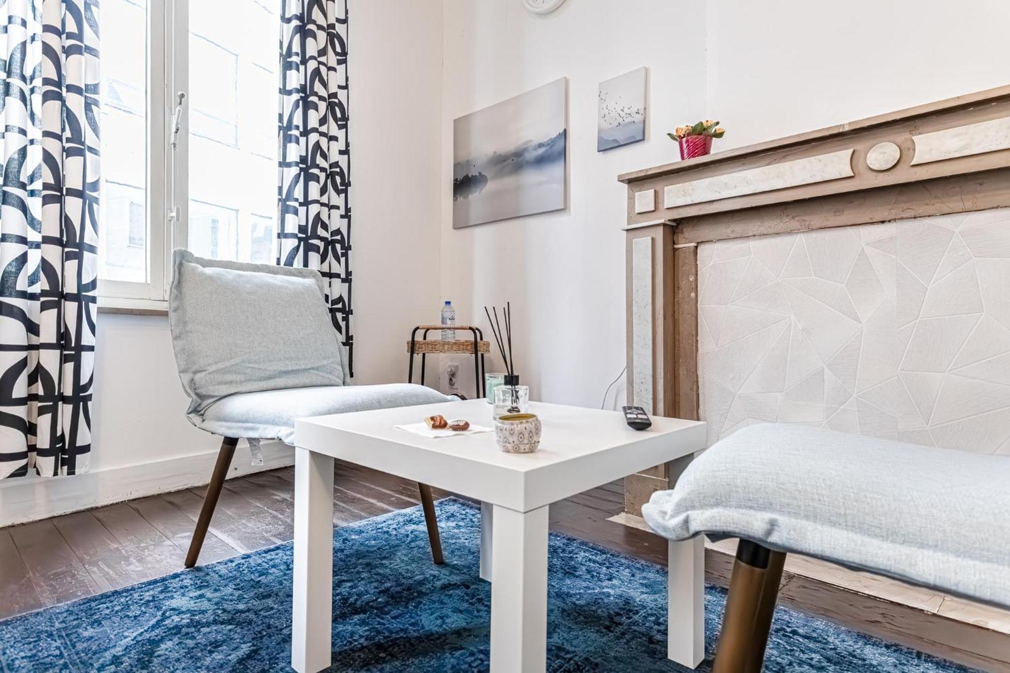 Apartment Spacious Shared 5br In The Heart Of *