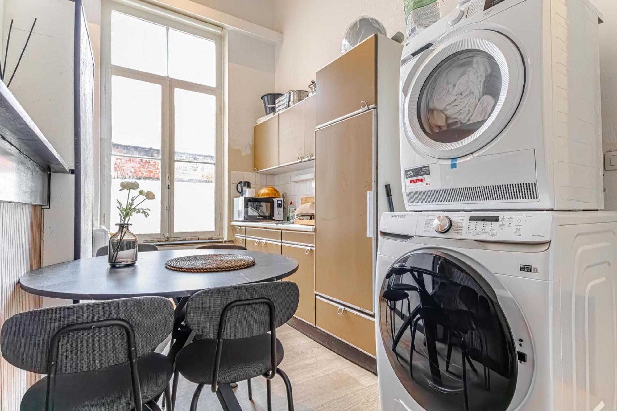 Apartment Spacious Shared 5br In The Heart Of
