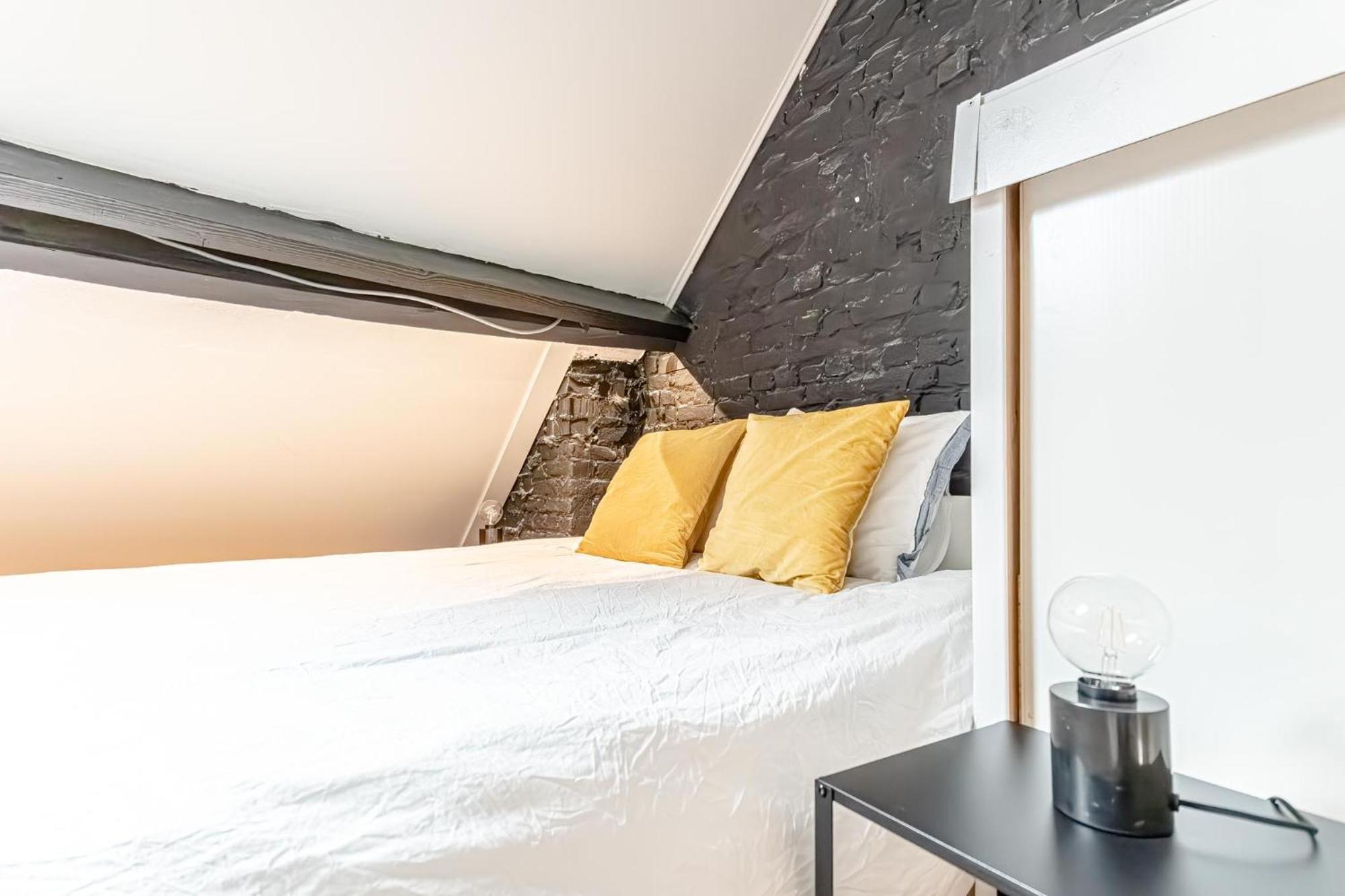 Spacious Shared 5br In The Heart Of Apartment *