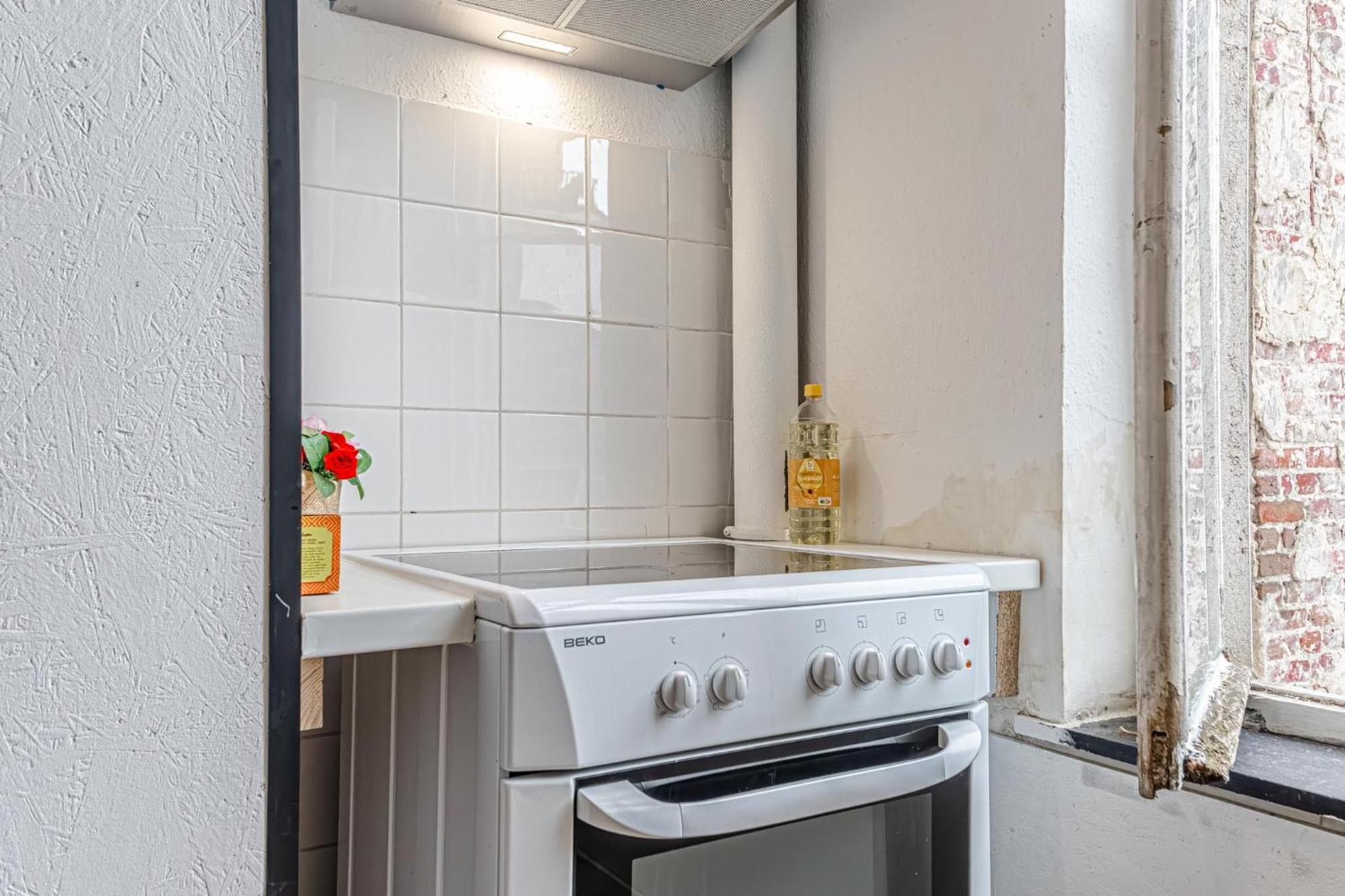 Apartment Spacious Shared 5br In The Heart Of *