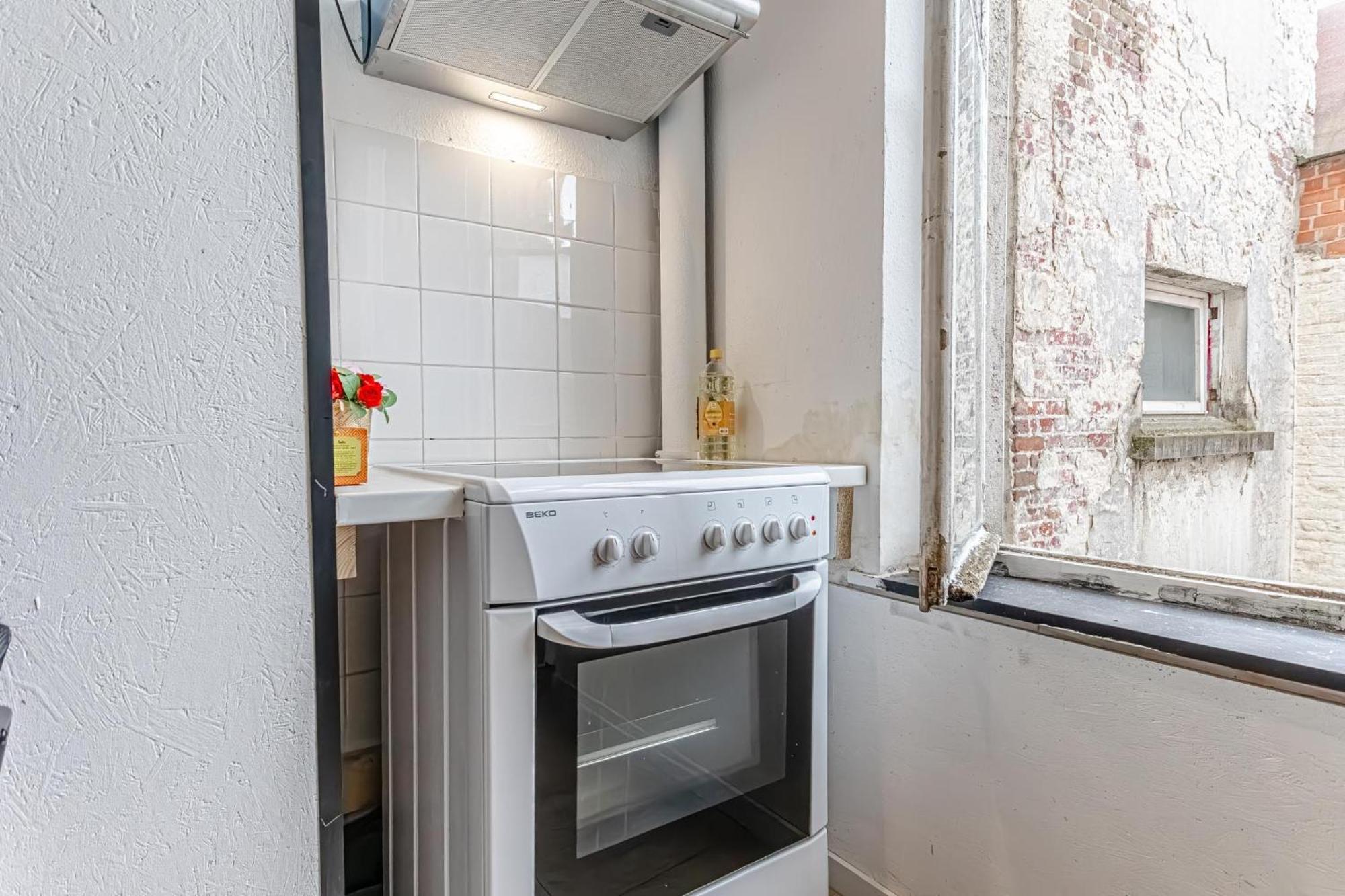 Apartment Spacious Shared 5br In The Heart Of *